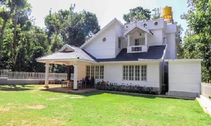 Vastare House | Whitehouse Estate stay