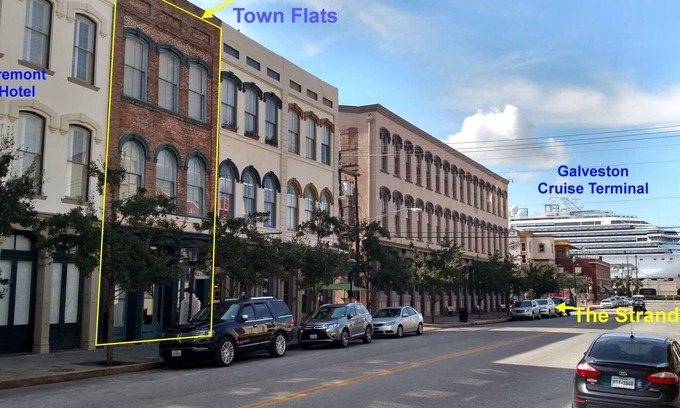 Galveston Apartment | Whiteside Town Flats in Galveston's Historical Downtown Stand District