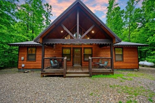 Broken Bow House | Whitetail Retreat Cabin for 13