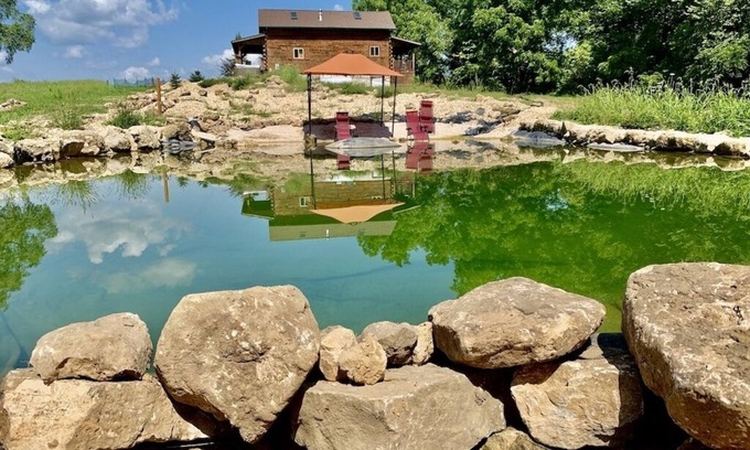 Waterville Cabin | Whitetail Ridge Log Cabin w/Hot Tub Jacuzzi