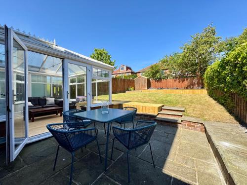Cullercoats House | Whitley Family Retreat, Fabulous extended home