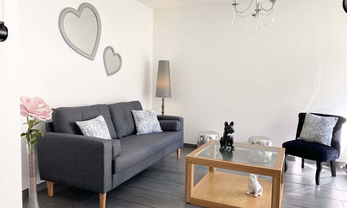 Dieppe House | Whole house 4 persons