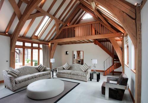 Nuthurst House | Whytings Stud Barn 2