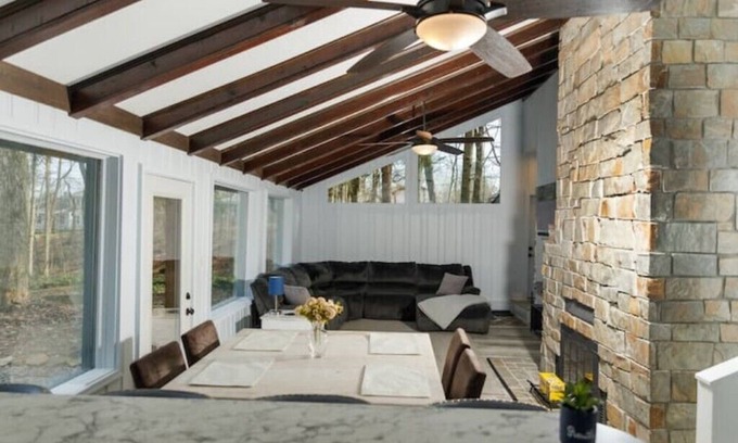 New Wilmington Cottage | Wi-fi Cottage by Westminster College. n