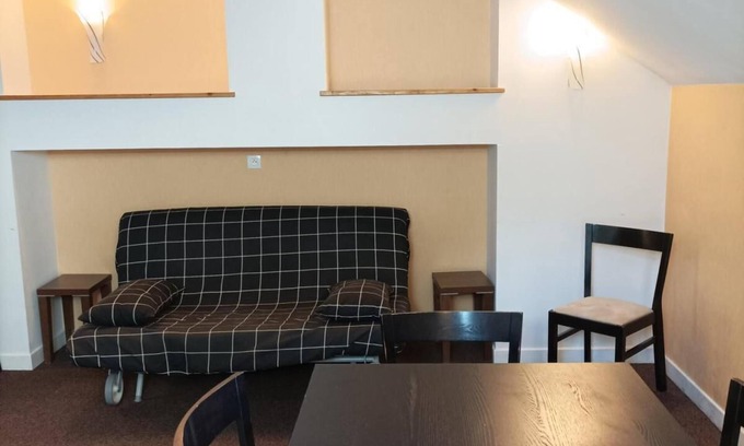 Jausiers Apartment | Wifi, 4th floor, swimming pool, sauna, parking, tv, 55m², Pra Loup