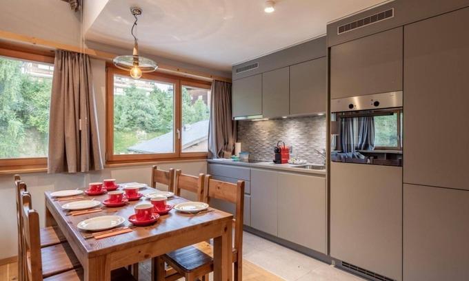Vercorin Apartment | Wifi, ski-in/ski-out & foot of the slopes, sauna, hammam, tv, ski locker, 78m², Vercorin