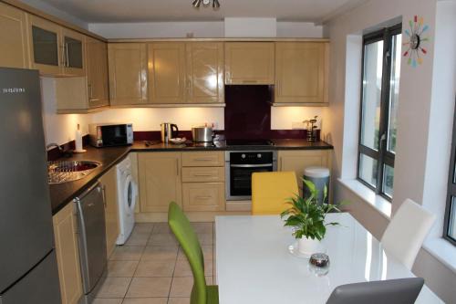 Letterkenny Apartment | Wild Atlantic Accommodation 18 Glenveagh Court