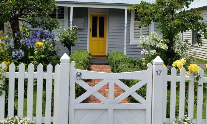 Port Fairy House | Wild Cherry on Wishart