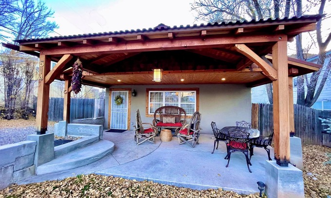 Historic Downtown Durango House | Wild Horse~House Downtown Durango *Sanitized & High Speed Wi-Fi*