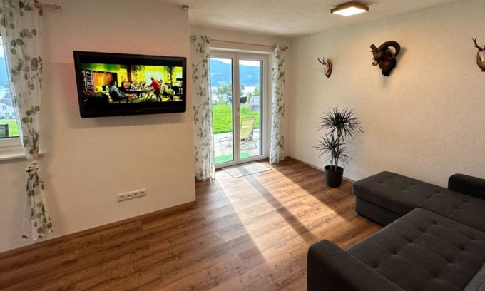 Steinbach am Attersee Apartment | Wild und Wald Ferienwohnung