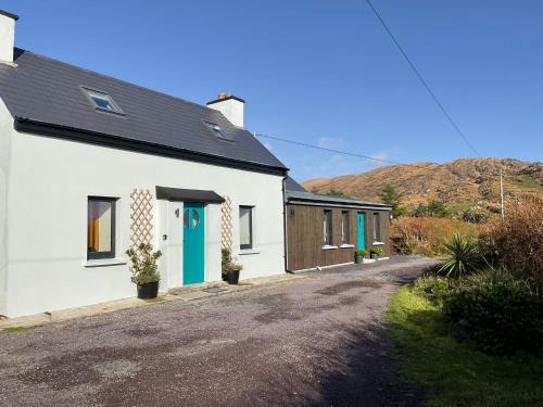 County Cork House | Wild Wild West Holiday Cottages