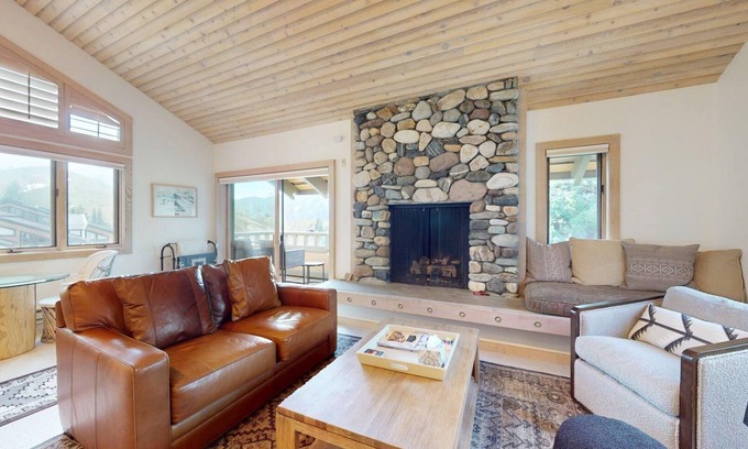 Elkhorn Condo | Wildflower Condo 617 Plus - New Listing! Spectacular 3rd Floor Penthouse Plus