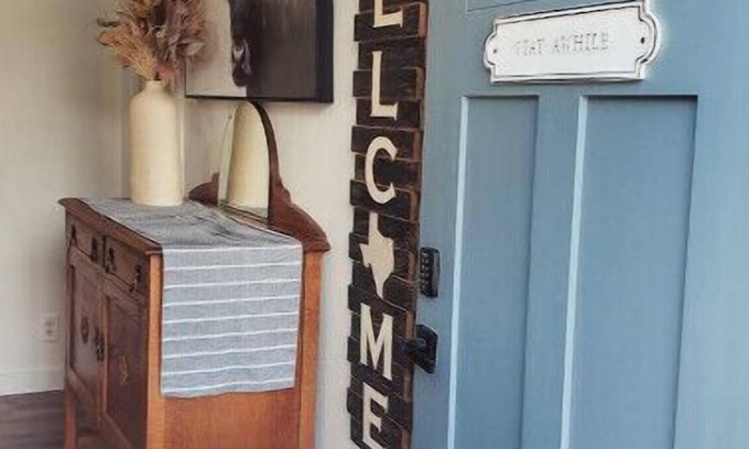 Cedar Creek House | Wildlife Haven King Bed! Free snacks, near Austin!