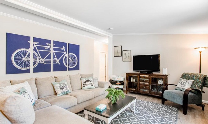 Mauston House | Wildwood by the Lake