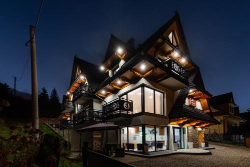 Zakopane Bed & Breakfast | Willa Folk Prestige