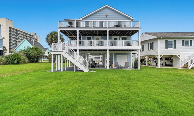 Cherry Grove Beach House | Willet Way - Upgraded 5BR Home in Cherry Grove