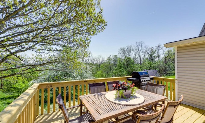 Williamstown House | Williamstown Vacation Rental Private Deck and Yard
