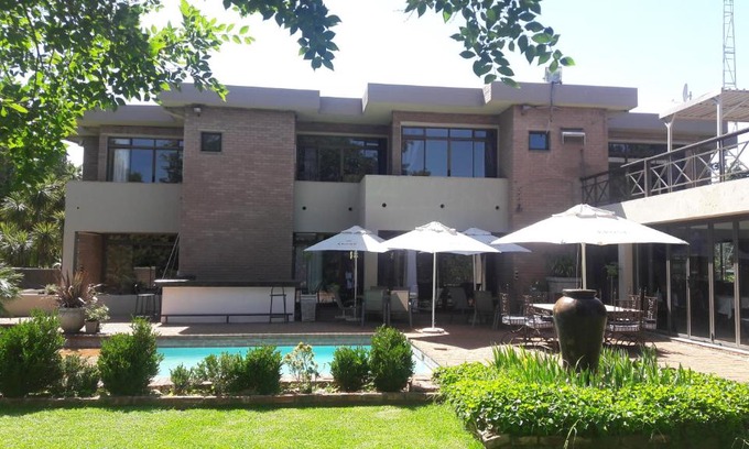 Parys Cabin | Willow Banks Lodge