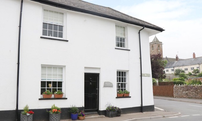 Otterton Cabin | Willow Cottage, OTTERTON