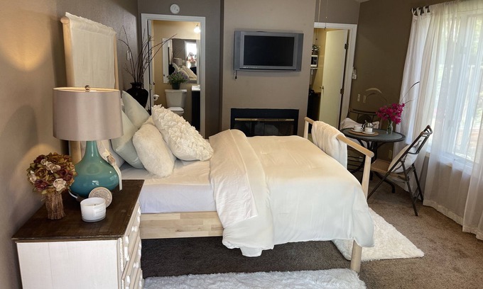 Willow Glen Apartment | Willow Glen Hideaway