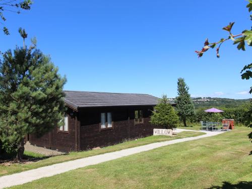 Bodmin House | Willow Lodge