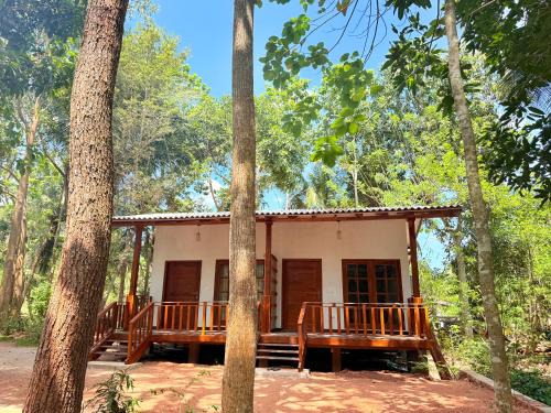 Pahala Maragahawewa Hotel | Wilpattu Greenheart Resort