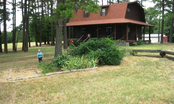 Heber Springs House | Wilson Ranch Log Cabin getaway retreat