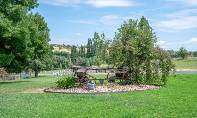 Orange House | "Wiltara" Estate Rural Escape for 2 to 14 Guests