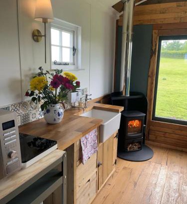 Marshfield Other | Wiltshire Weavers Hut
