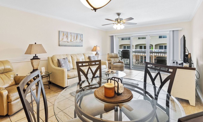 New Smyrna Beach Condo | Win San 2/2 Townhome-Unit A-212