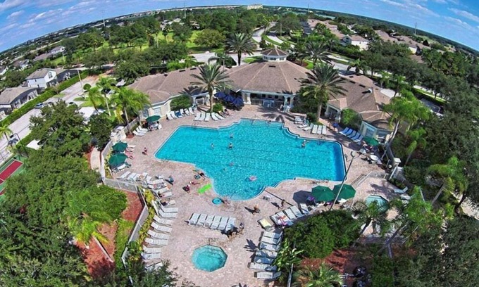 Windsor Palms House | Windsor Palms 3br Home W/Private Pool Near Disney 3 Bedroom Townhouse