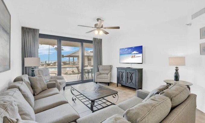 Orange Beach Condo | Windward Pointe 105: True ground floor, beachfront