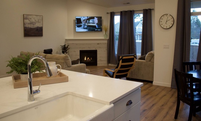 Lafayette House | Wine Country Retreat
