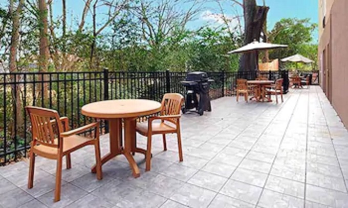 Athens Hotel | Wingate Athens