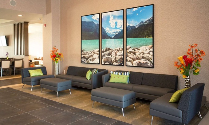 Calgary Hotel | Wingate By Wyndham Calgary Airport