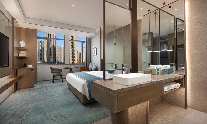 Echeng District Hotel | Wingate by Wyndham Ezhou Airport