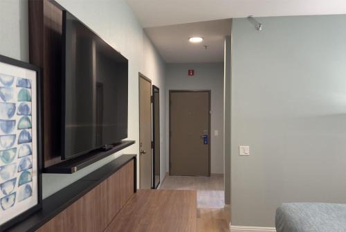 Farmington Hotel | Wingate by Wyndham Farmington NM
