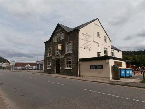 Llanbradach Hotel | Wingfield Hotel
