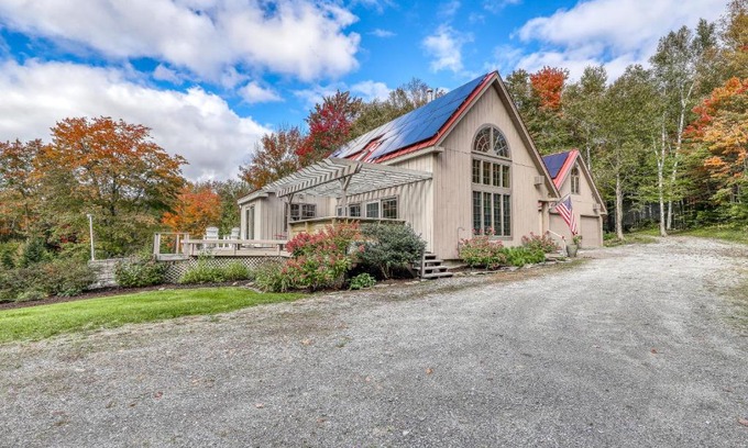 Stratton and Bromley Ski Areas House | Winhall Wonder