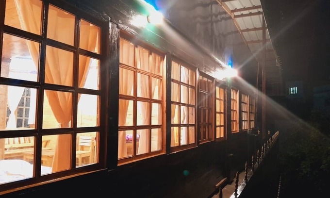 Kodaikanal Bed & Breakfast | Winter woods home stay kodaikanal