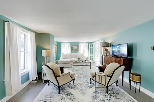 Wiscasset House | Wiscasset Holiday