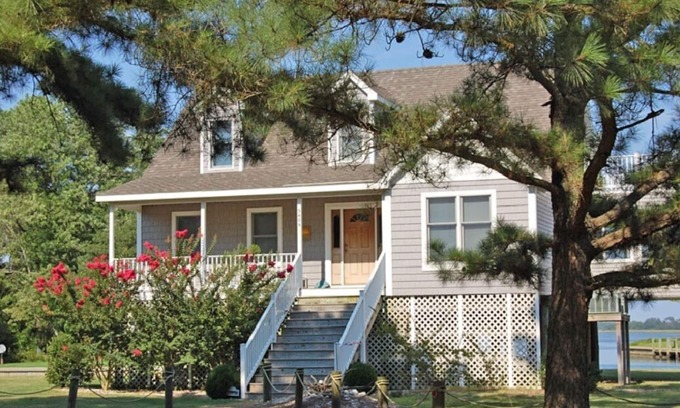 Deep Hole House | Wishful Thinking- Beautiful Home, Quiet Community, Canal Front w/Boat Dock