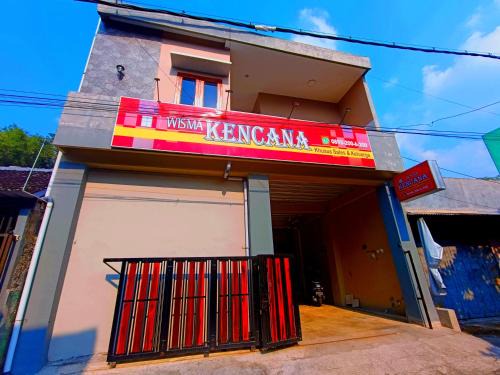 Surakarta Hotel | Wisma Kencana Syariah near UNS Mitra RedDoorz