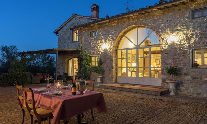 Impruneta Villa | With you from start to finish: Villa with concierge service and heated pool