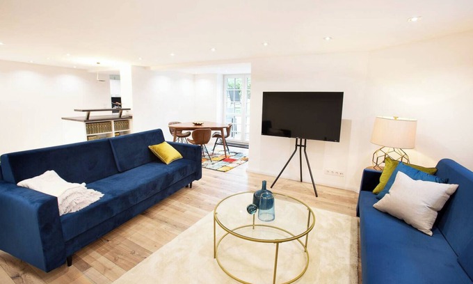 Radeberger Vorstadt Apartment | Wohnperle Adele *Sauna*Villa*