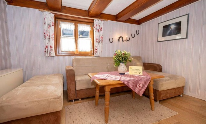 Ettensberg Bed & Breakfast | Wohnung 06 - Gästehaus Caser