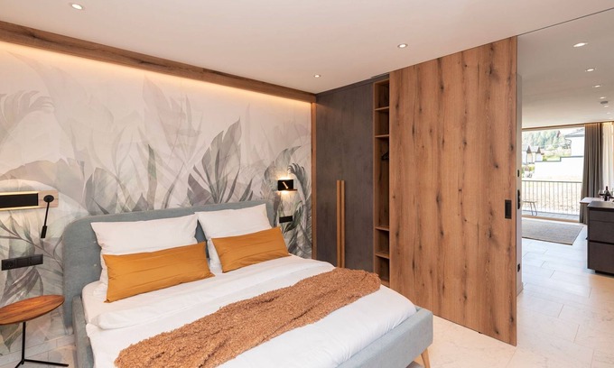 Prutz Apartment | Wohnung Flora mit Südseitigem Balkon - Aenna Apart