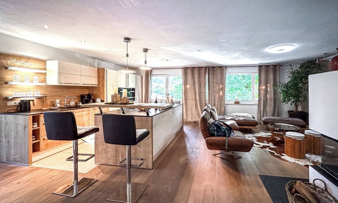 Kiefersfelden Apartment | Wolke 7 | mountain view with elegance | terrace | 6 persons