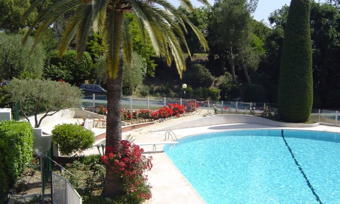 Villeneuve-Loubet Apartment | Wonderful 4 star apartment gated residence pool tennis 10 mins sea