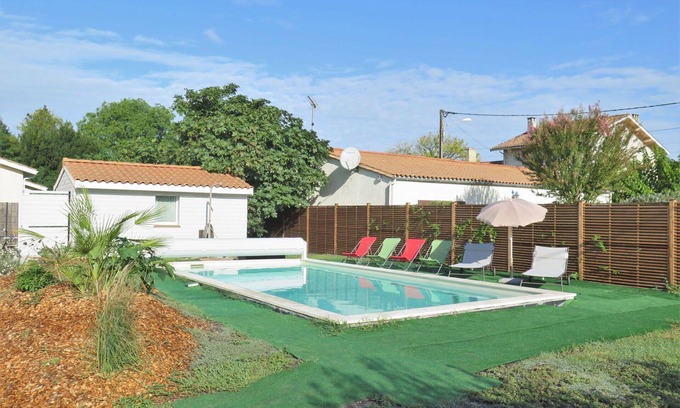 Saint-Vivien-de-Medoc House | Wonderful private villa for 6 people with private pool, WIFI, terrace and parking